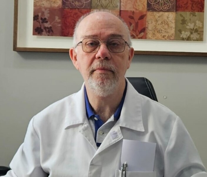 Dr. Augusto Leopoldo de Deus Vieira Dr. Augusto Leopoldo de Deus Vieira